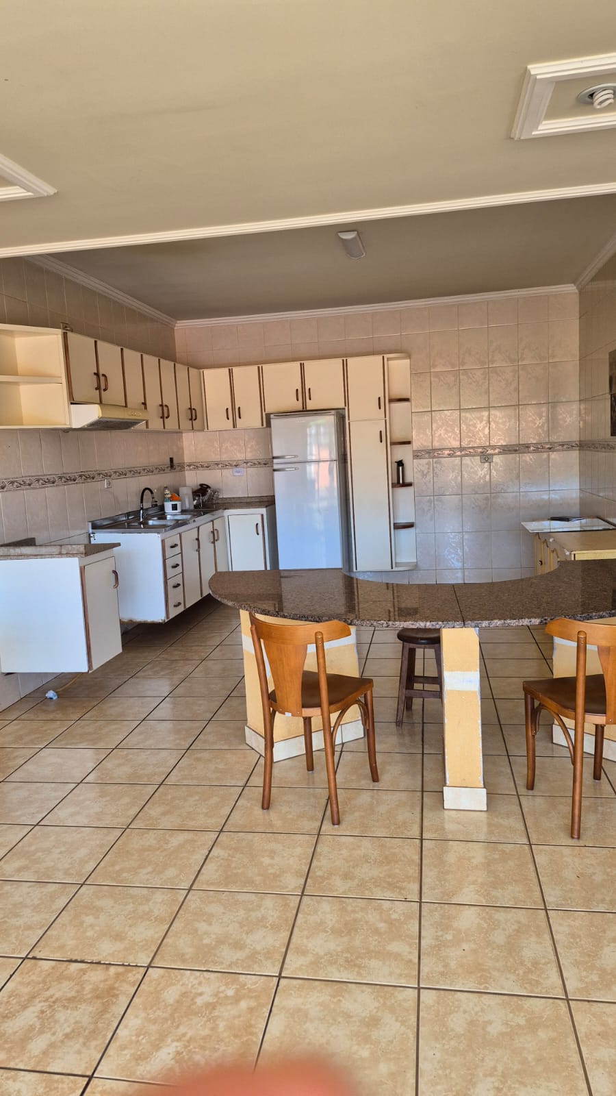 foto do anúncio Magnífica Residência: 450m² de Conforto, Lazer Impecável e Localização Perfeita