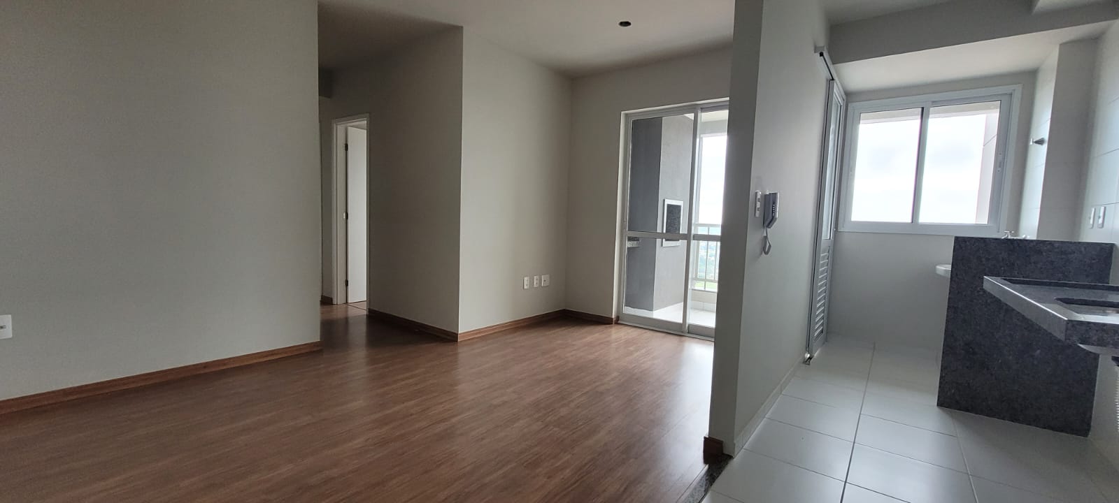 foto do anúncio Torre Santorini - Apt. Nunca habitado 