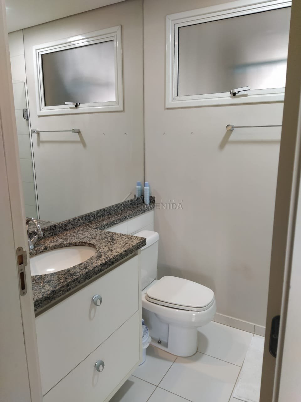 foto do anúncio Apartamento com 3 Dormitórios para Locação no Maison Murano – Gleba Palhano, Londrina/PR  (13356)