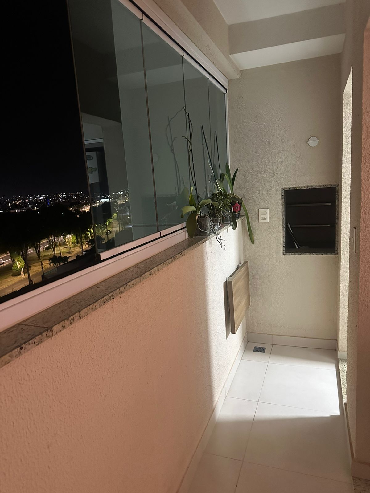 foto do anúncio Apt. no  Edf. Moradas Shangri-lá  Permuta por Casa de até R$ 850.000,00 na Zona Oeste de Londrina