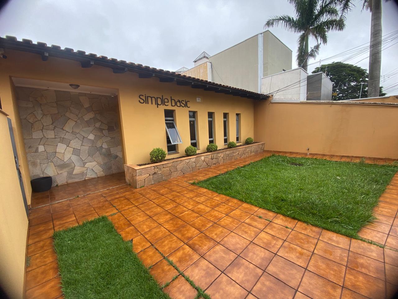 foto do anúncio Casa Residencial e Comercial Permuta por apartamento ate R$ 550.000,00 em Londrina