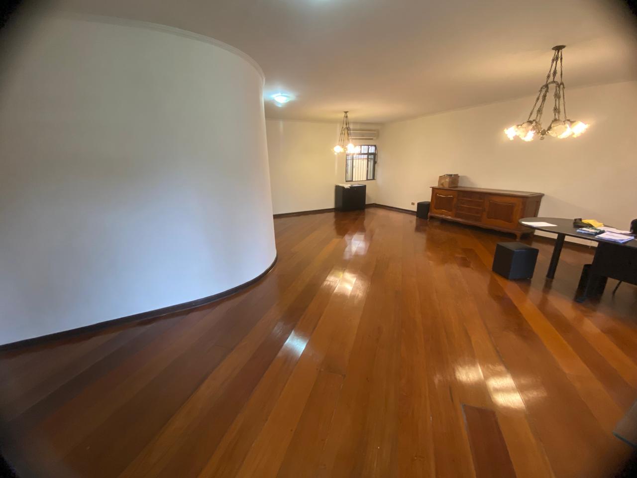 foto do anúncio Casa Residencial e Comercial Permuta por apartamento ate R$ 550.000,00 em Londrina